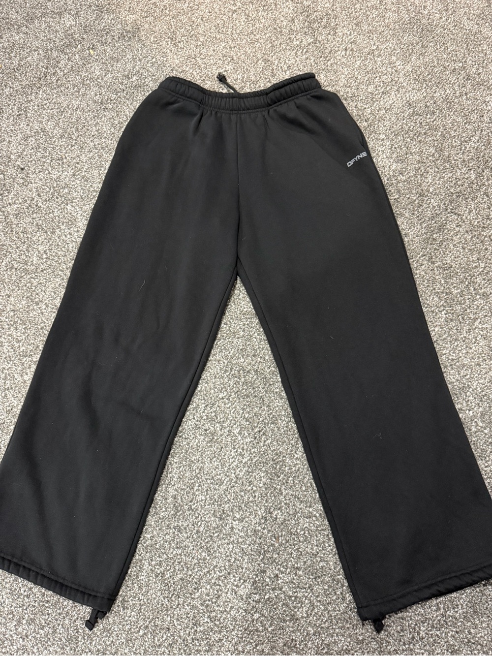 Black Men's Fleece Joggers with Elastic Waist